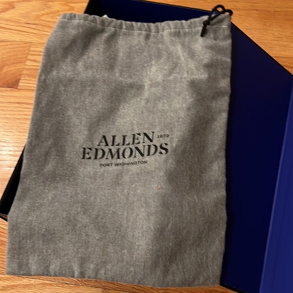 Navy Loafers by Allen Edmonds Size 10D NWT Box Dust Bag Allen Edmonds | Shoes | Navy Loafers By Allen Edmonds Size D  main image 3